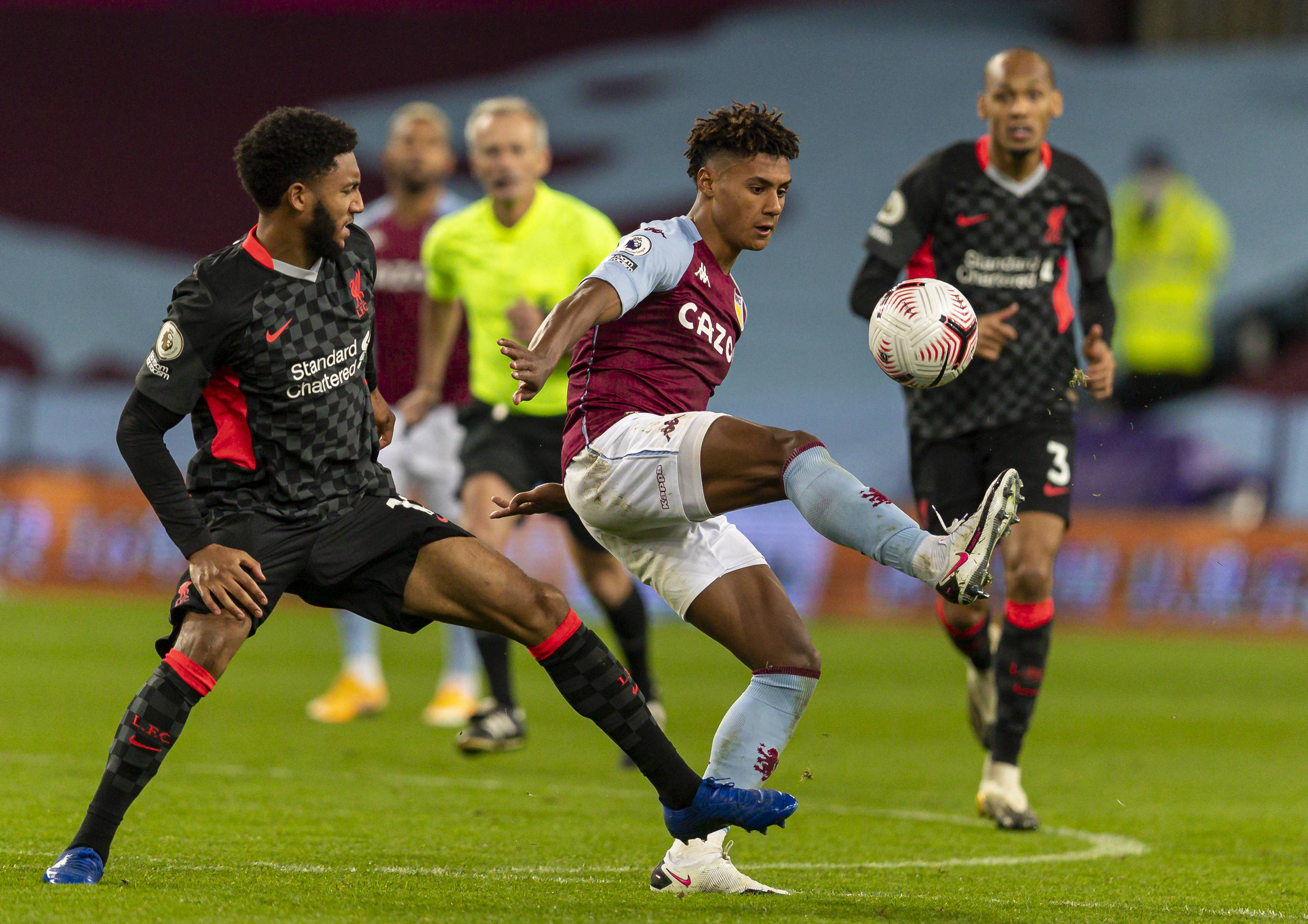 的年轻三巨 的年轻三巨