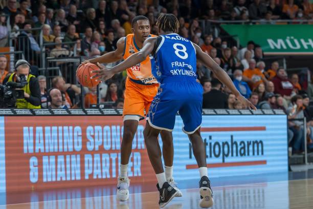 育版图上一 育版图上一